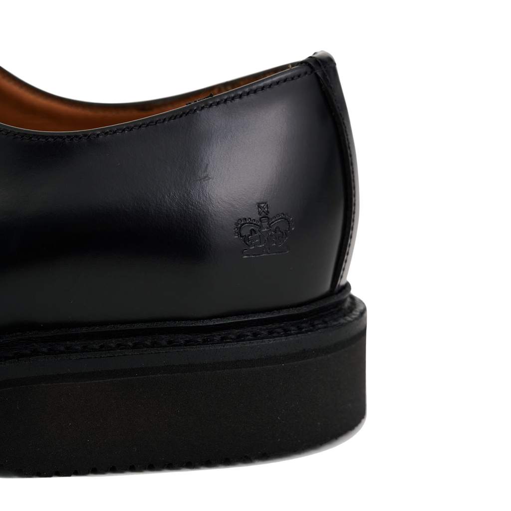 COMME des GARÇONS x Sanders Military Broad Arrow Apron Derby - Black/White