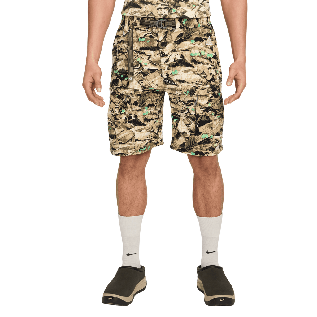 Nike ACG 'Smith Summit' Cargo Pant - Parachute Beige/Sequoia/Medium Olive/Summit White