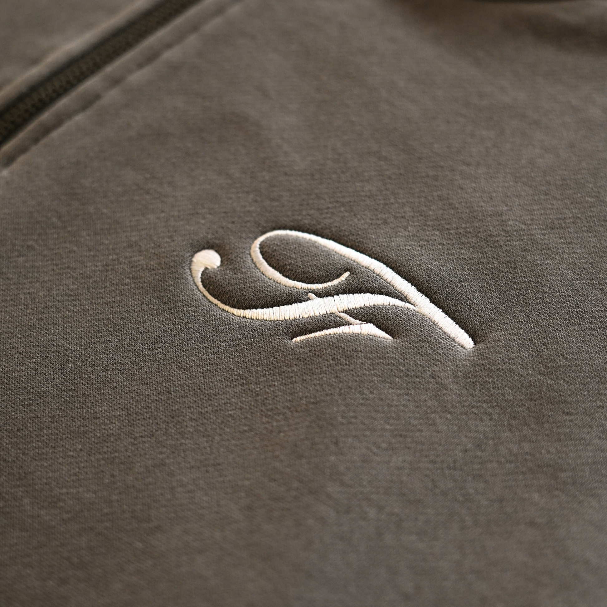 FICE Script Quarter Zip L/S Sweatshirt - Faded Grey/White