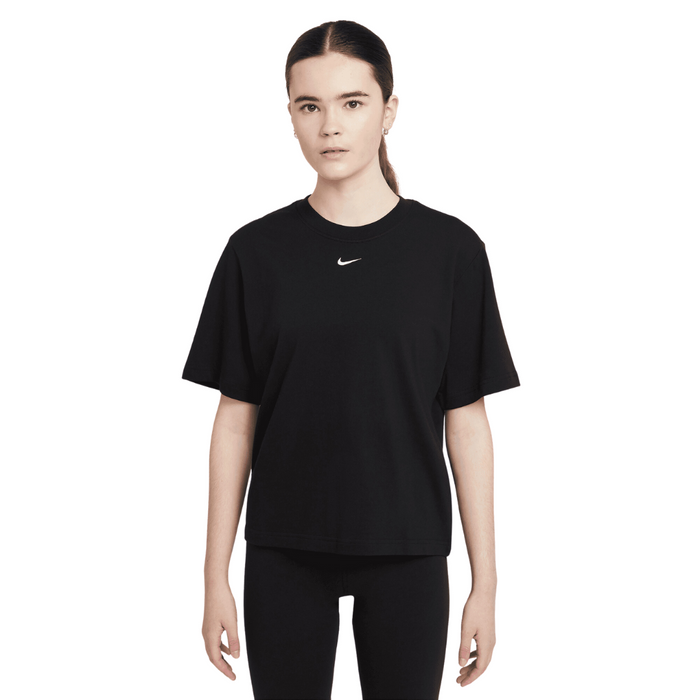 Women's Nike Sportswear Essentials T-Shirt - Black/White