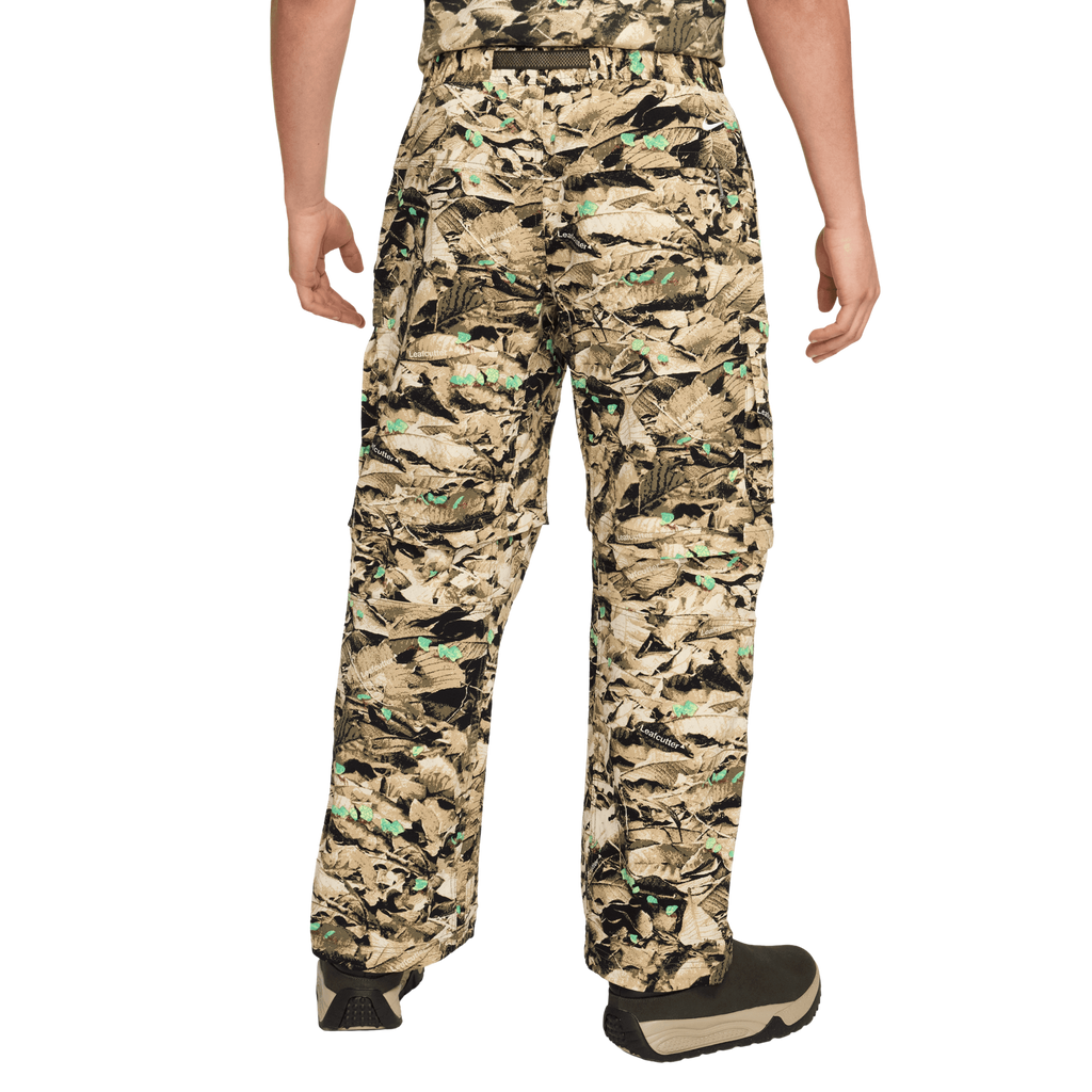 Nike ACG 'Smith Summit' Cargo Pant - Parachute Beige/Sequoia/Medium Olive/Summit White