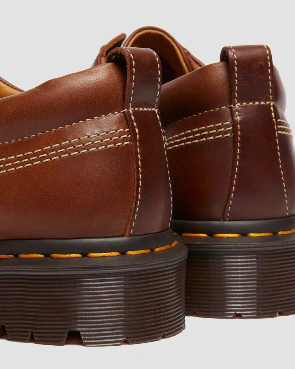 Dr. Martens Lowell - Butterscotch Orleans