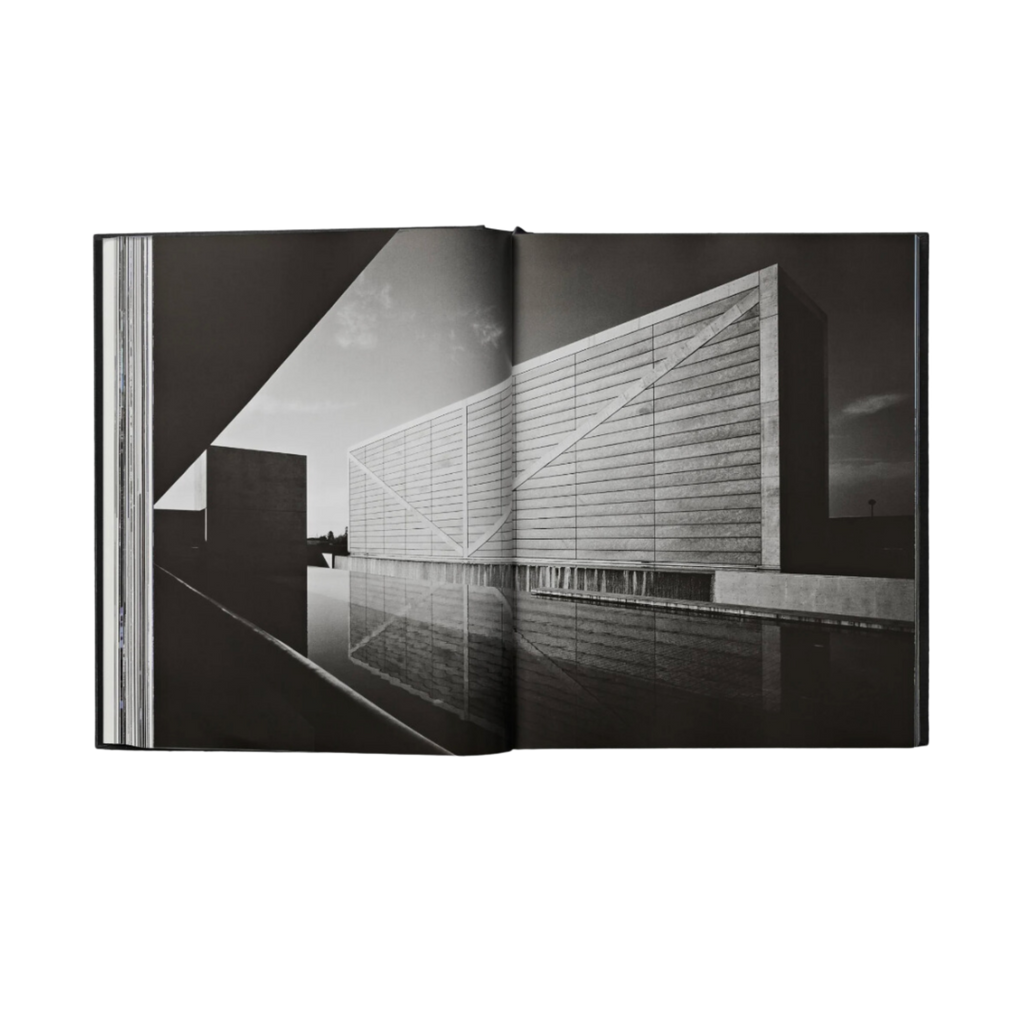 "Ando. Complete Works 1975–Today. 2023 Edition" - Philip Jodido