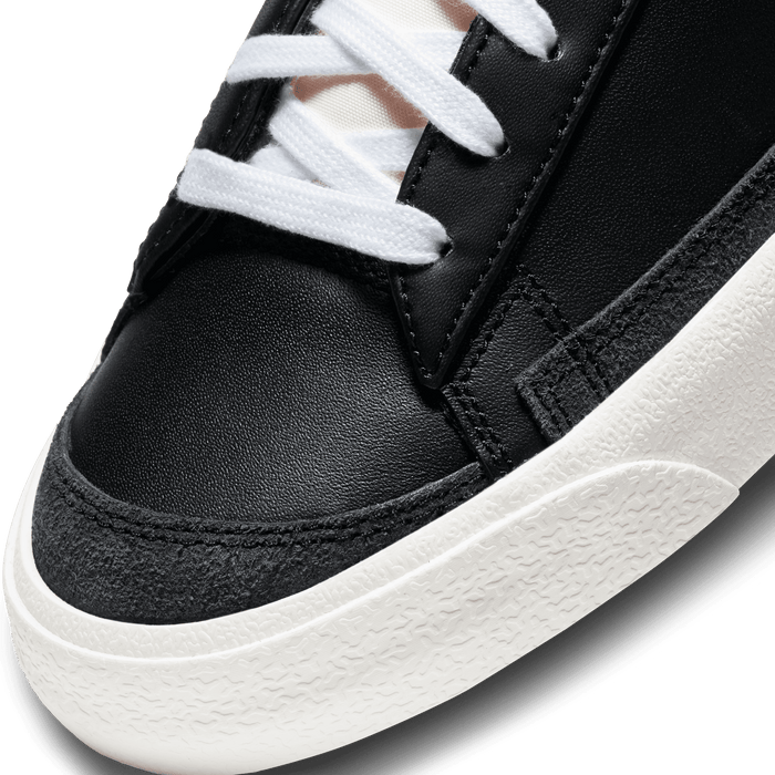 Men's Nike Blazer Low '77 Vintage - Black/White/Sail/Black