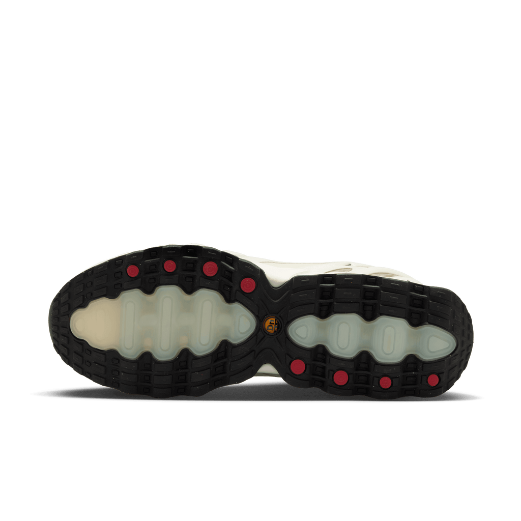 Women's Nike Air Max DN8 - Sail/Black/Fossil