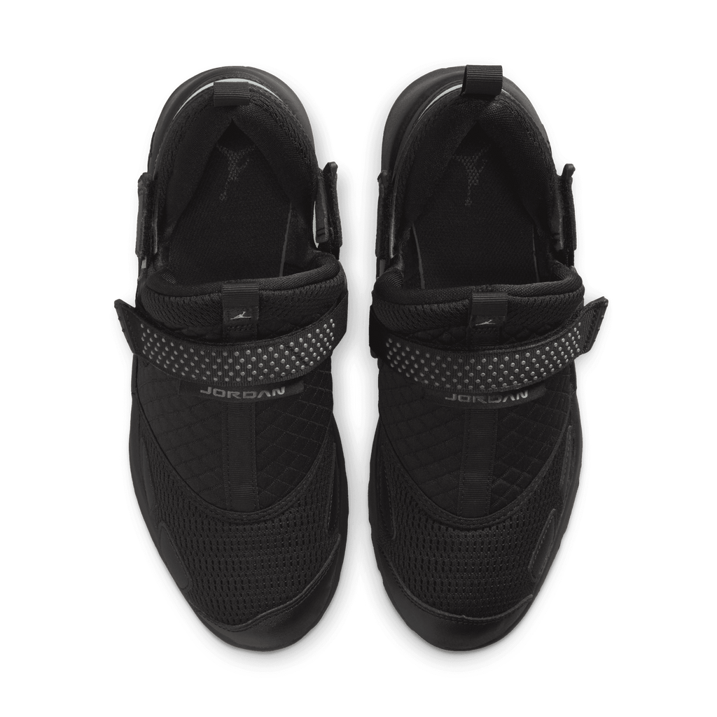 Women's Jordan Trunner LX - Black/Black/Black
