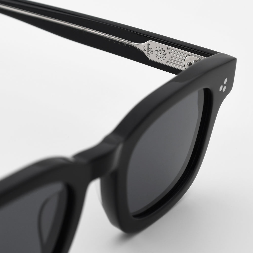 AKILA Ascent - Black/Black