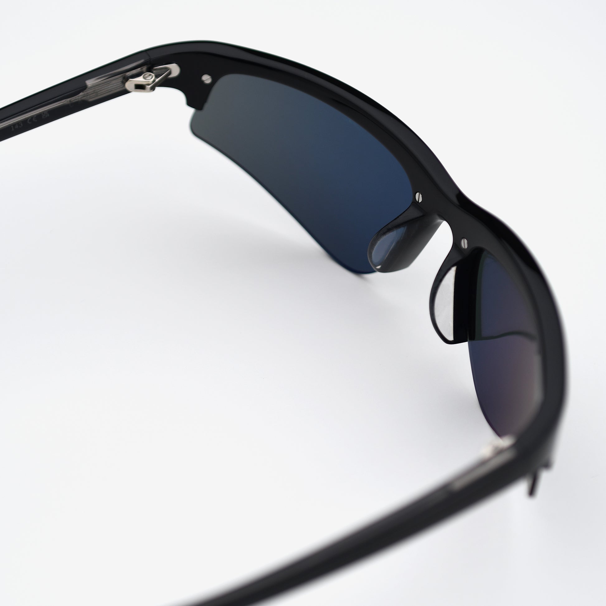 AKILA Crux - Black/Black
