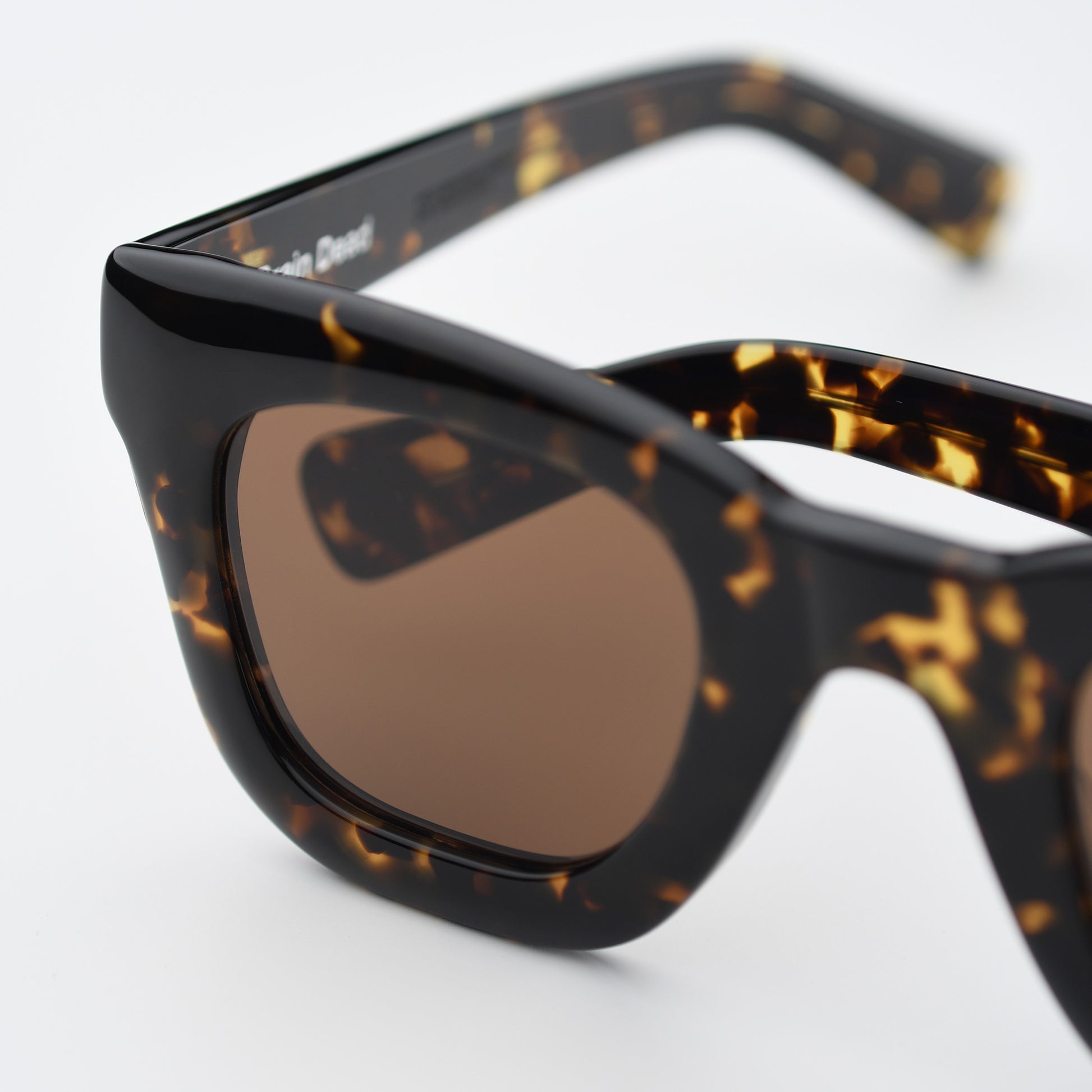 Brain Dead Eyewear Elia - Tortoise/Brown
