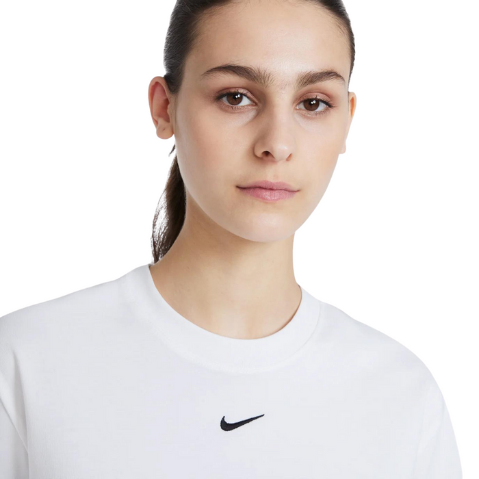 Women's Nike Sportswear Essentials T-Shirt - White/Black
