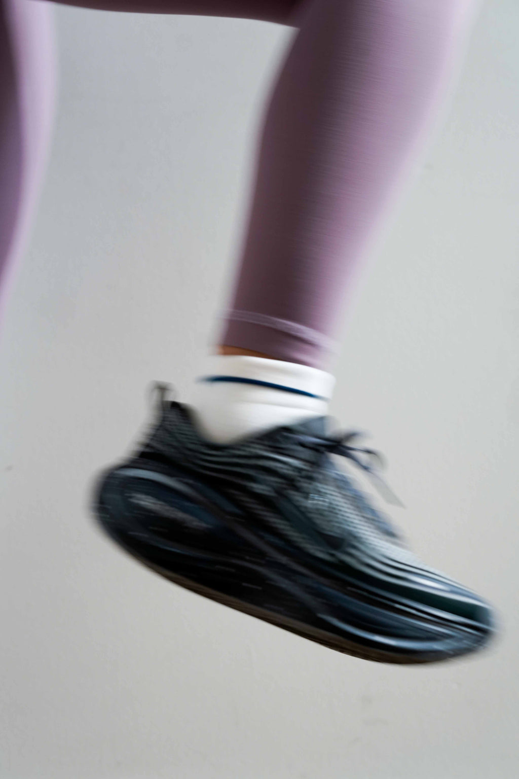 Men's Nike Vomero Plus "Speckle" - Anthracite/Black/Dark Obsidian/Obsidian